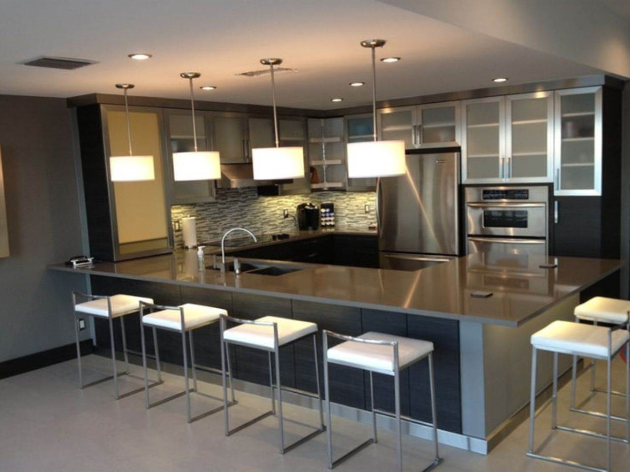 10 Mẫu Tủ Bếp Nhôm Kính Chữ U Thiết Kế Hiện Đại 2024