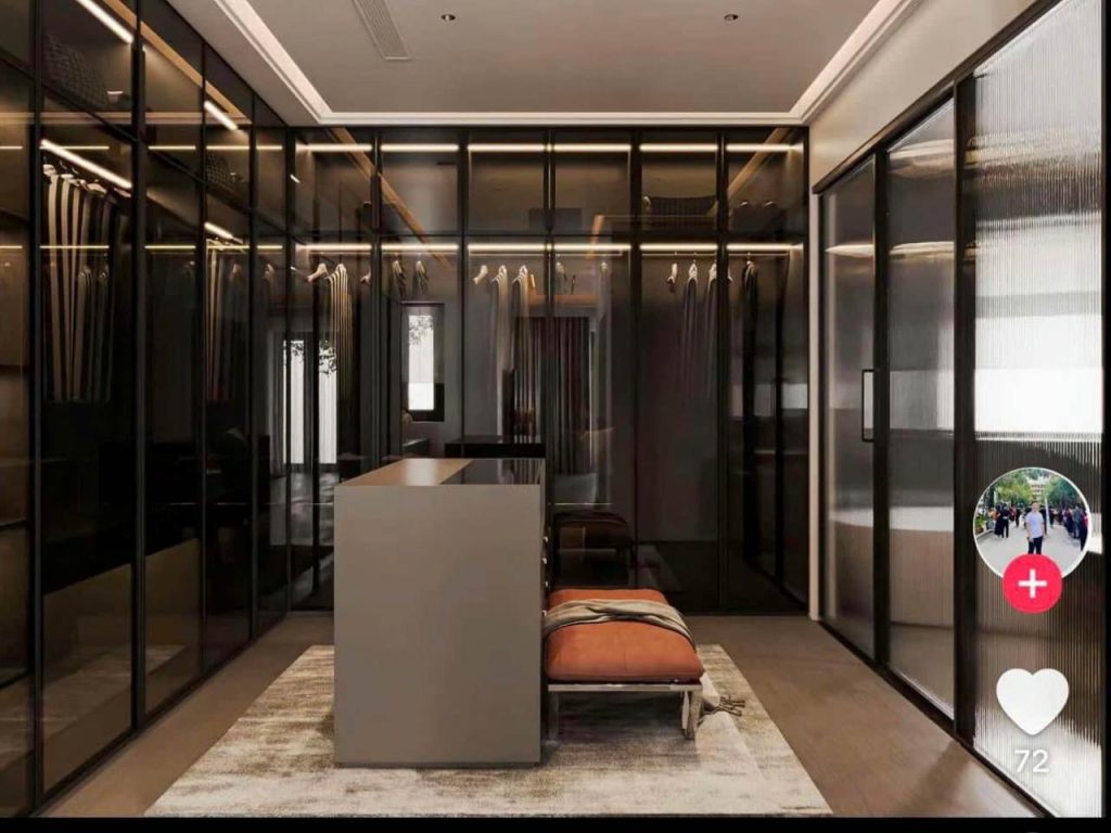 Tủ Quần Áo Cánh Lùa Và Tủ Áo Cánh Mở: Lựa Chọn Nào Phù Hợp?