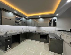 Tủ bếp nhôm cánh kính