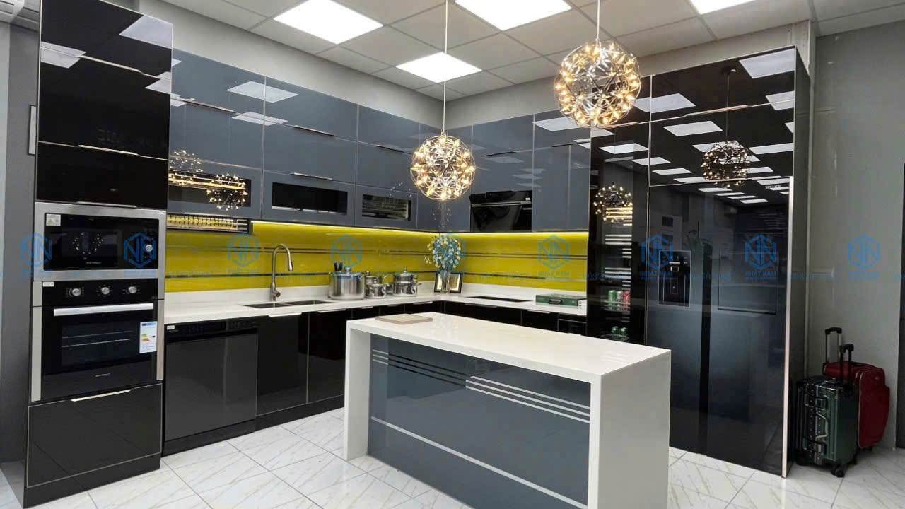 Khám Phá Các Mẫu Tủ Bếp Nhôm Kính Sáng Tạo, Độc Đáo