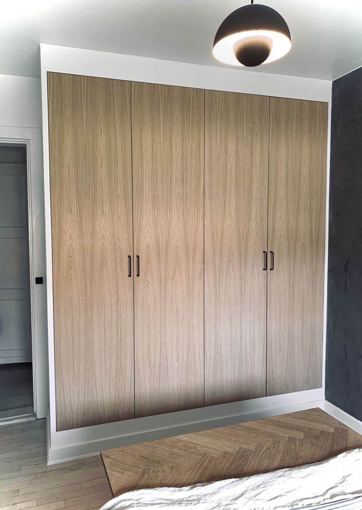 Tủ Quần Áo Âm Tường Nhôm Kính