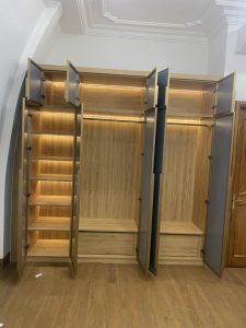 Tủ Quần Áo Nhôm Hợp Kim