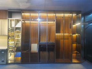 Tủ Quần Áo Nhôm Hợp Kim Cánh Kính