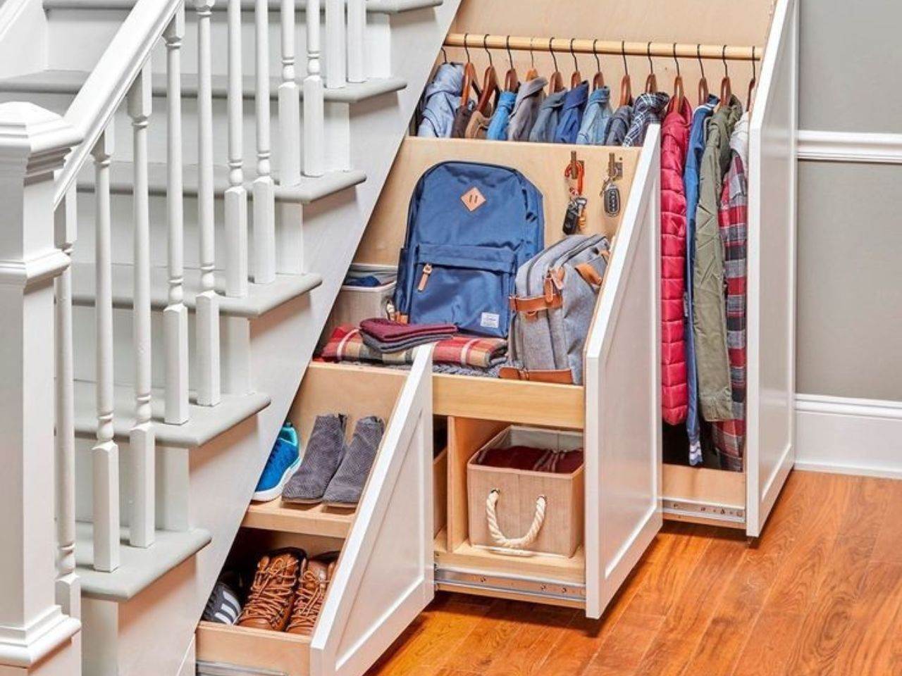 Tủ Giày Gầm Cầu Thang