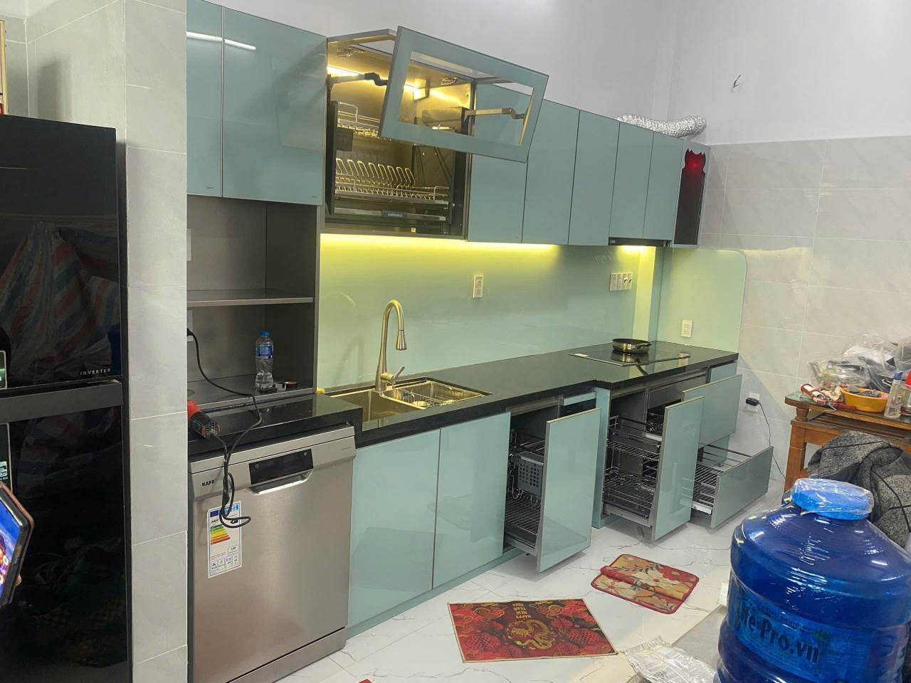 Bí Quyết Lựa Chọn Tủ Bếp Nhôm Bền Đẹp Phù Hợp 